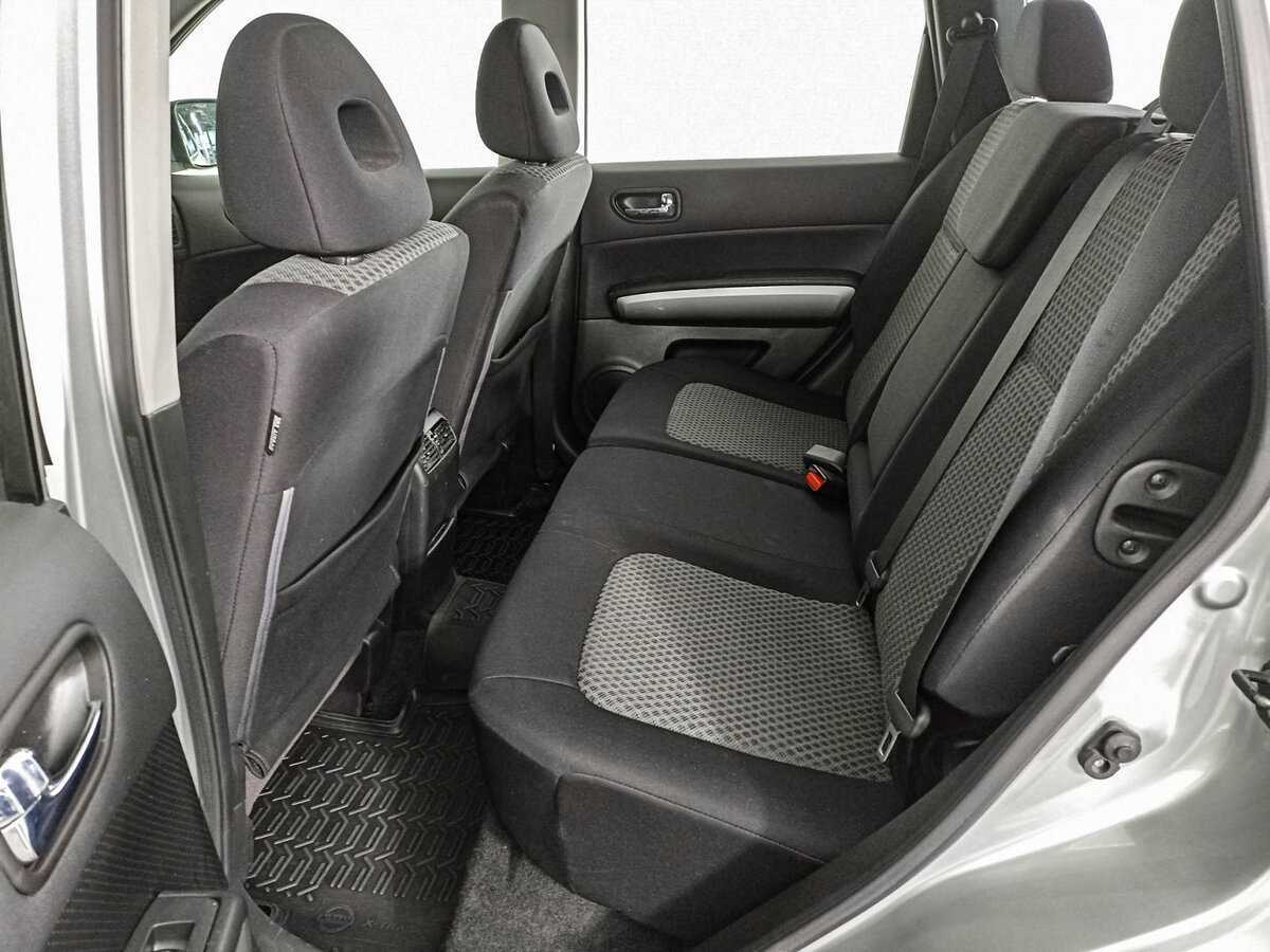 Б/У Ниссан Икс-Трейл 2010 года. Фото: #8