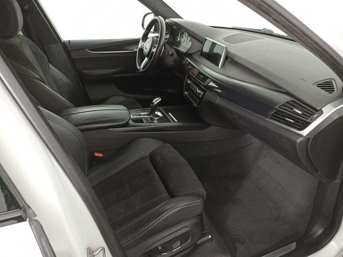 Б/У БМВ Икс5 2016 года. Фото: #9