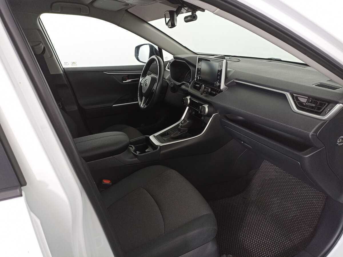 Б/У Тойота Рав4 2021 года. Фото: #10