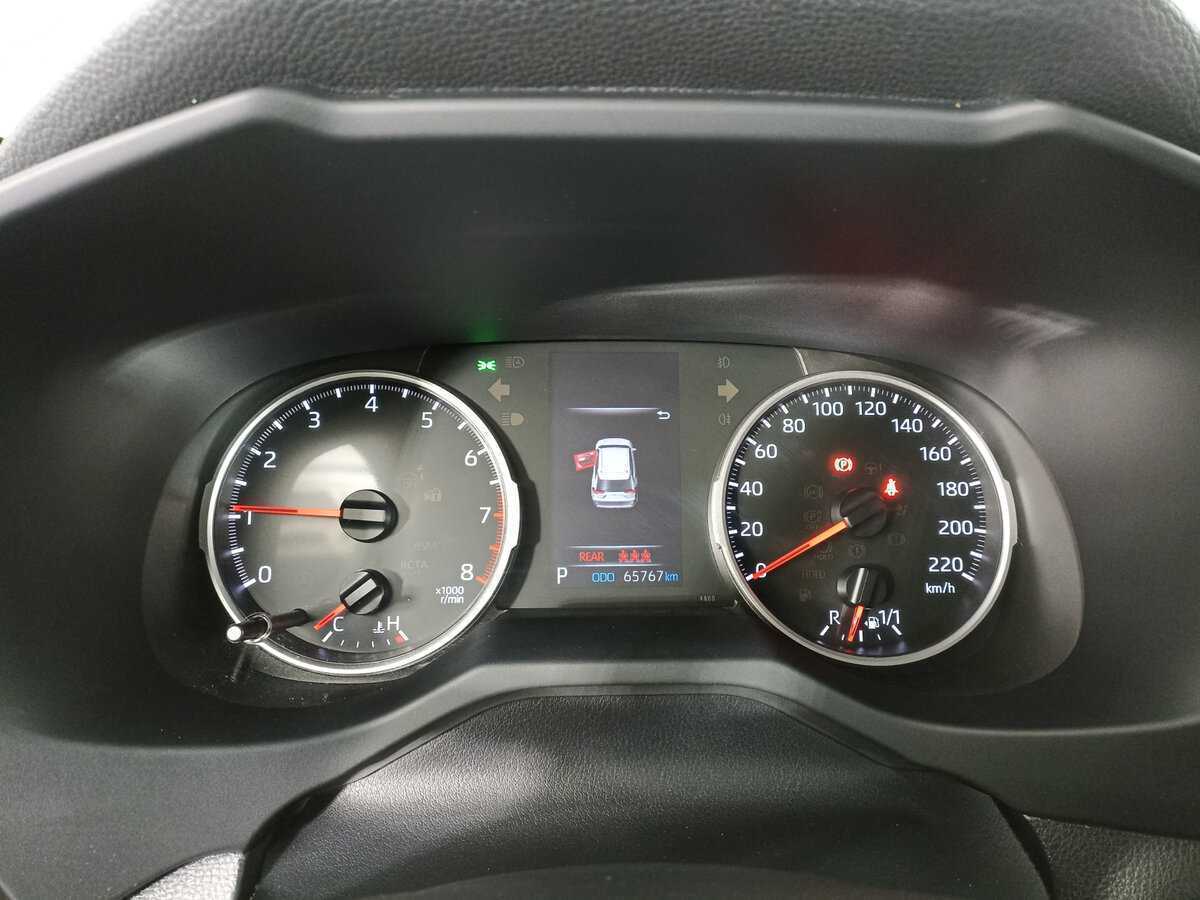 Б/У Тойота Рав4 2021 года. Фото: #12