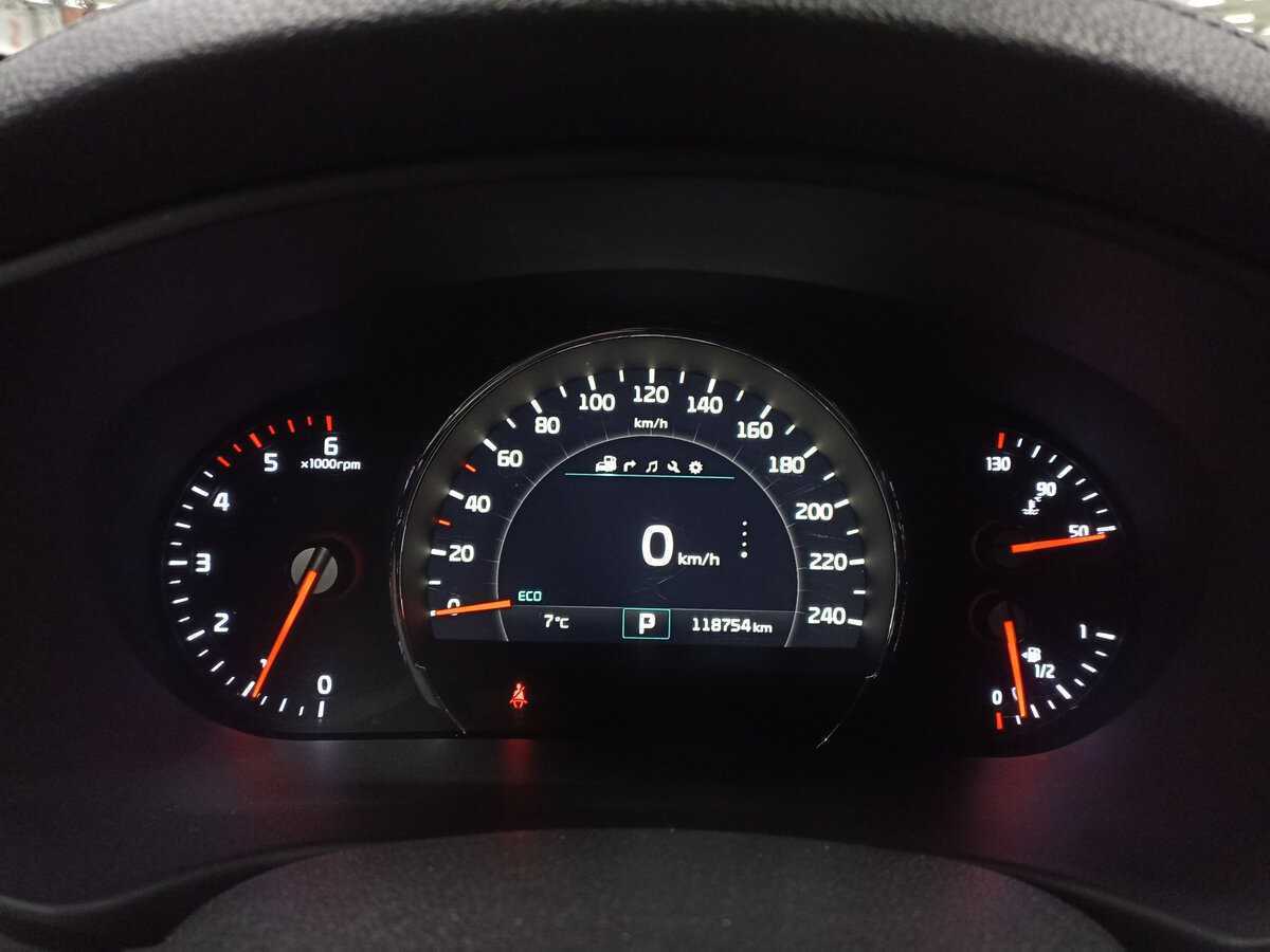 Б/У Киа Соренто 2017 года. Фото: #12