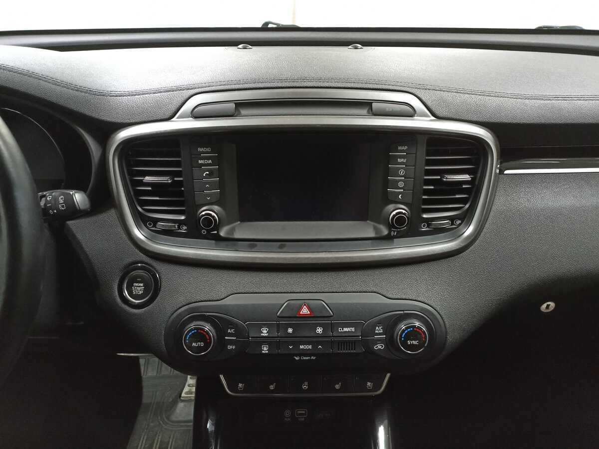 Б/У Киа Соренто 2017 года. Фото: #14