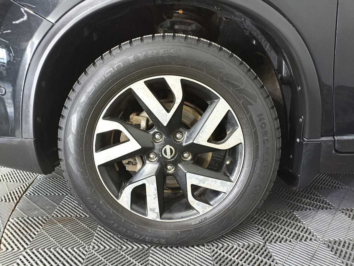 Б/У Ниссан Икс-Трейл 2015 года. Фото: #17