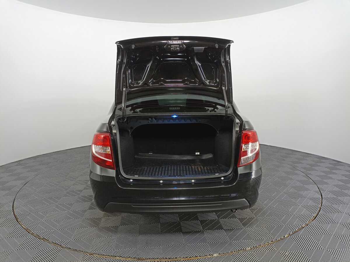 Б/У Лада (ВАЗ) Гранта 2023 года. Фото: #9