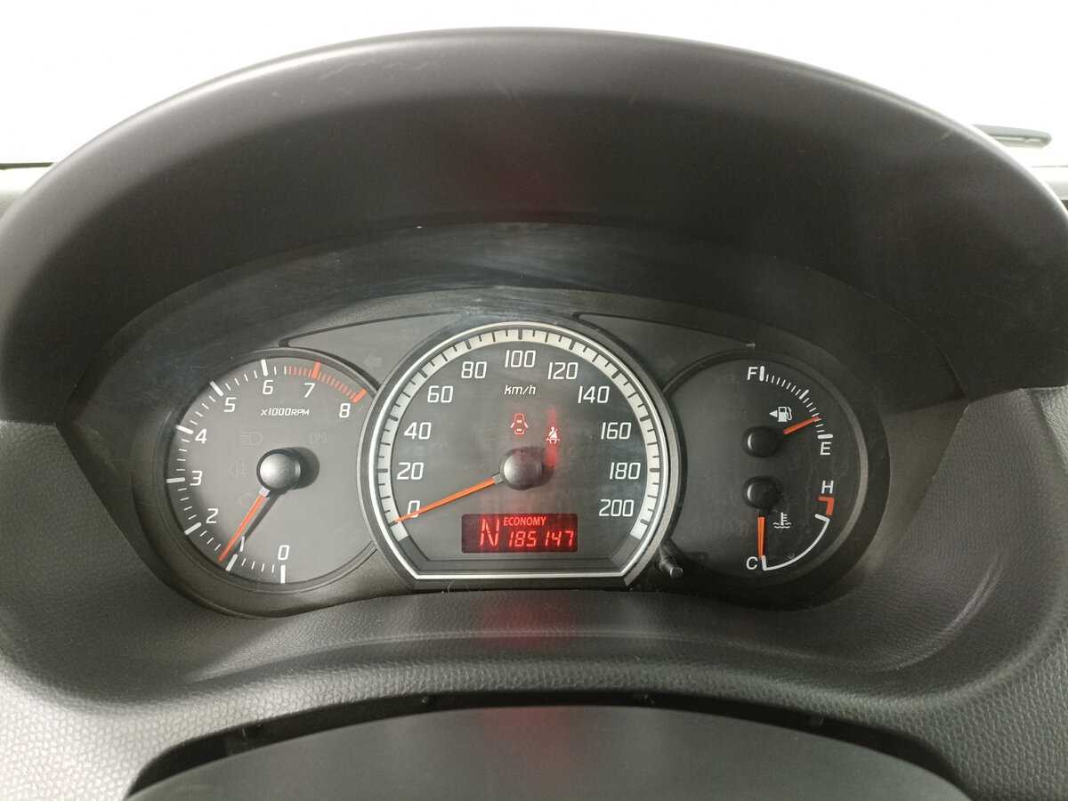 Б/У Сузуки Свифт 2007 года. Фото: #12