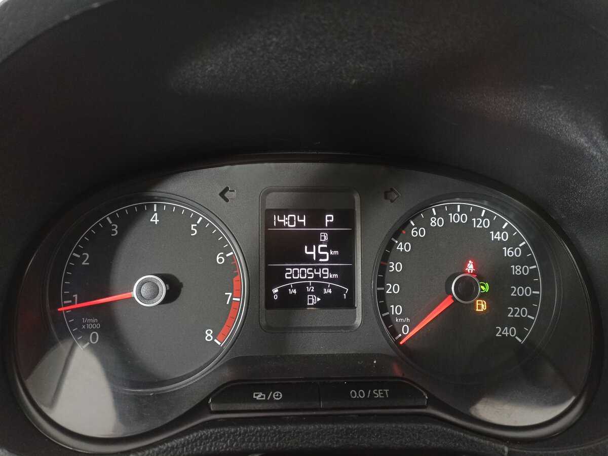 Б/У Фольксваген Поло 2017 года. Фото: #11