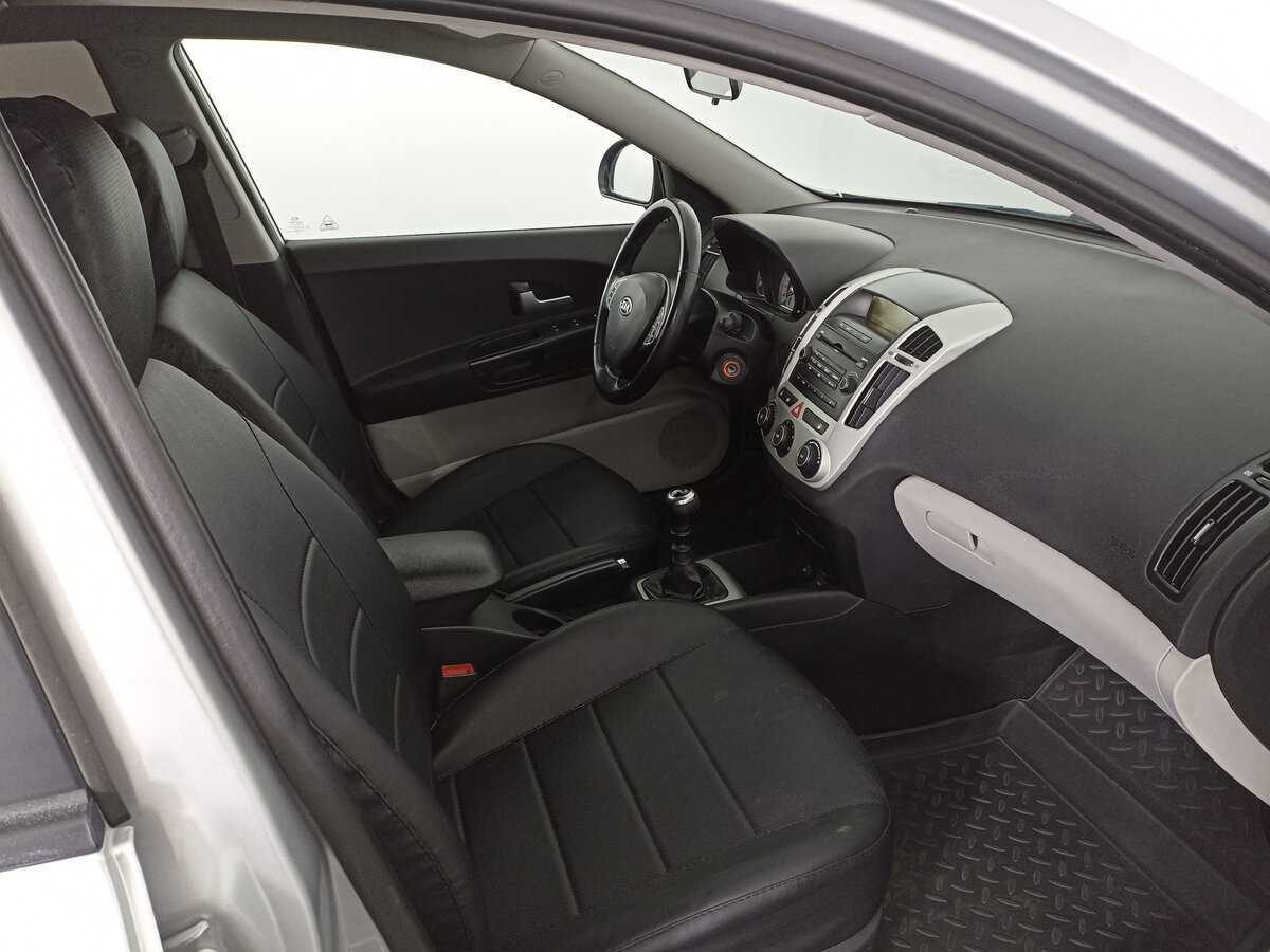 Б/У Киа Сид 2009 года. Фото: #10