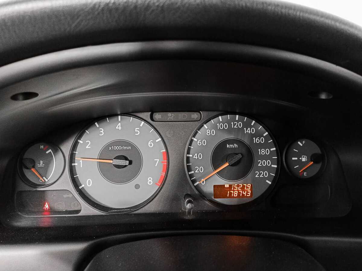 Б/У Ниссан Альмера Классик 2008 года. Фото: #12