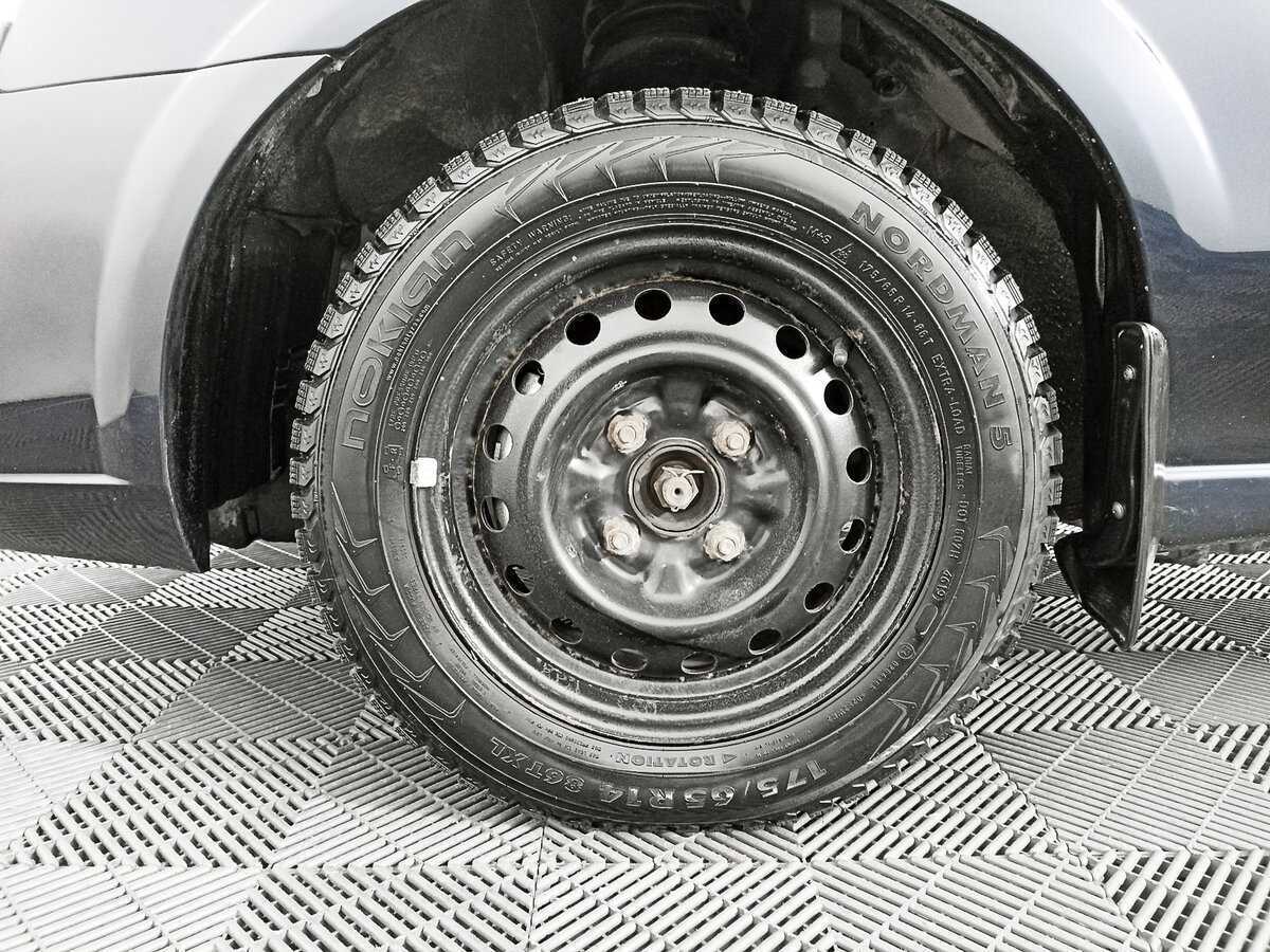 Б/У Ниссан Альмера Классик 2010 года. Фото: #15