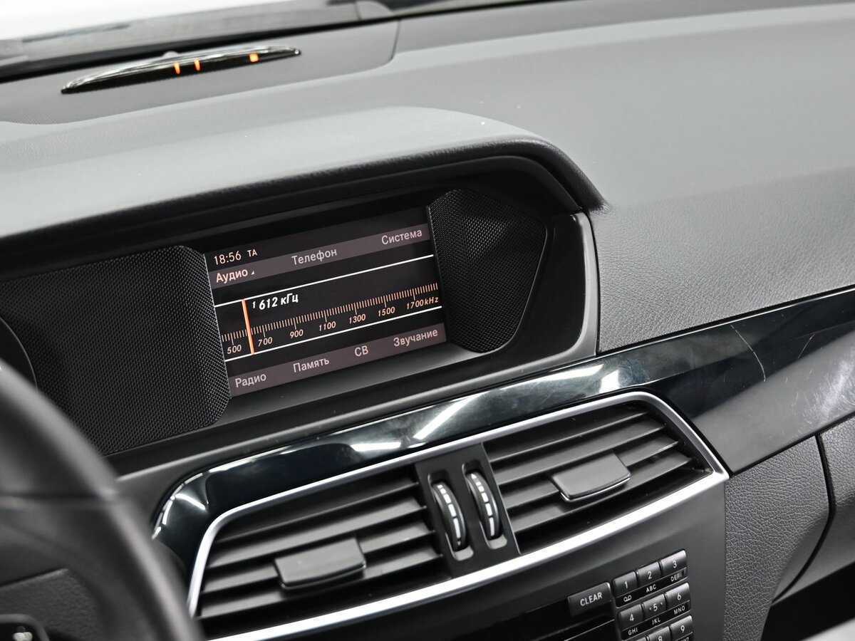 Б/У Мерседес-Бенц Ц-Класс 2011 года. Фото: #14