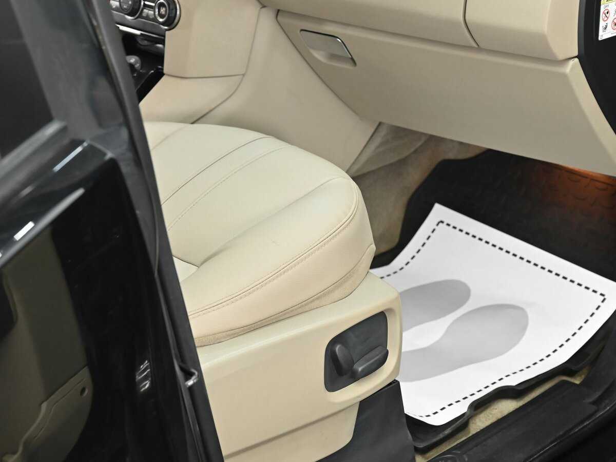 Б/У Лэнд Ровер Дискавери 2010 года. Фото: #15