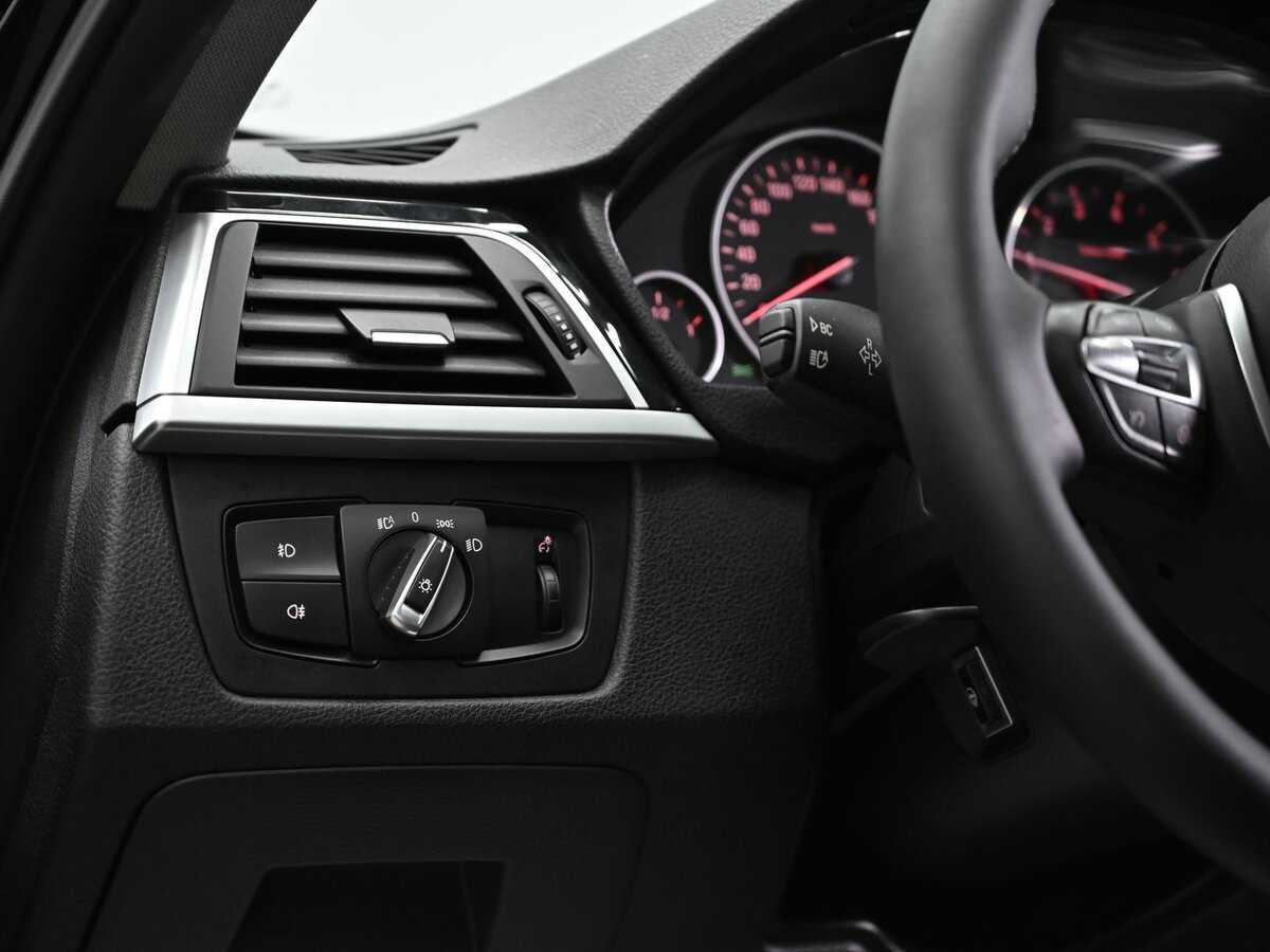 Б/У БМВ 3 серии 2017 года. Фото: #6