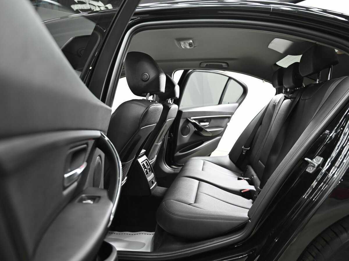 Б/У БМВ 3 серии 2017 года. Фото: #13