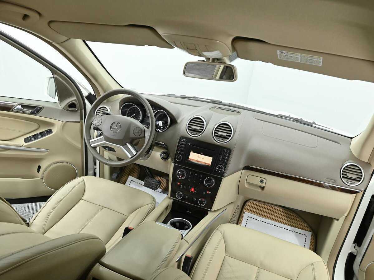 Б/У Мерседес-Бенц ГЛ-Класс 2010 года. Фото: #11