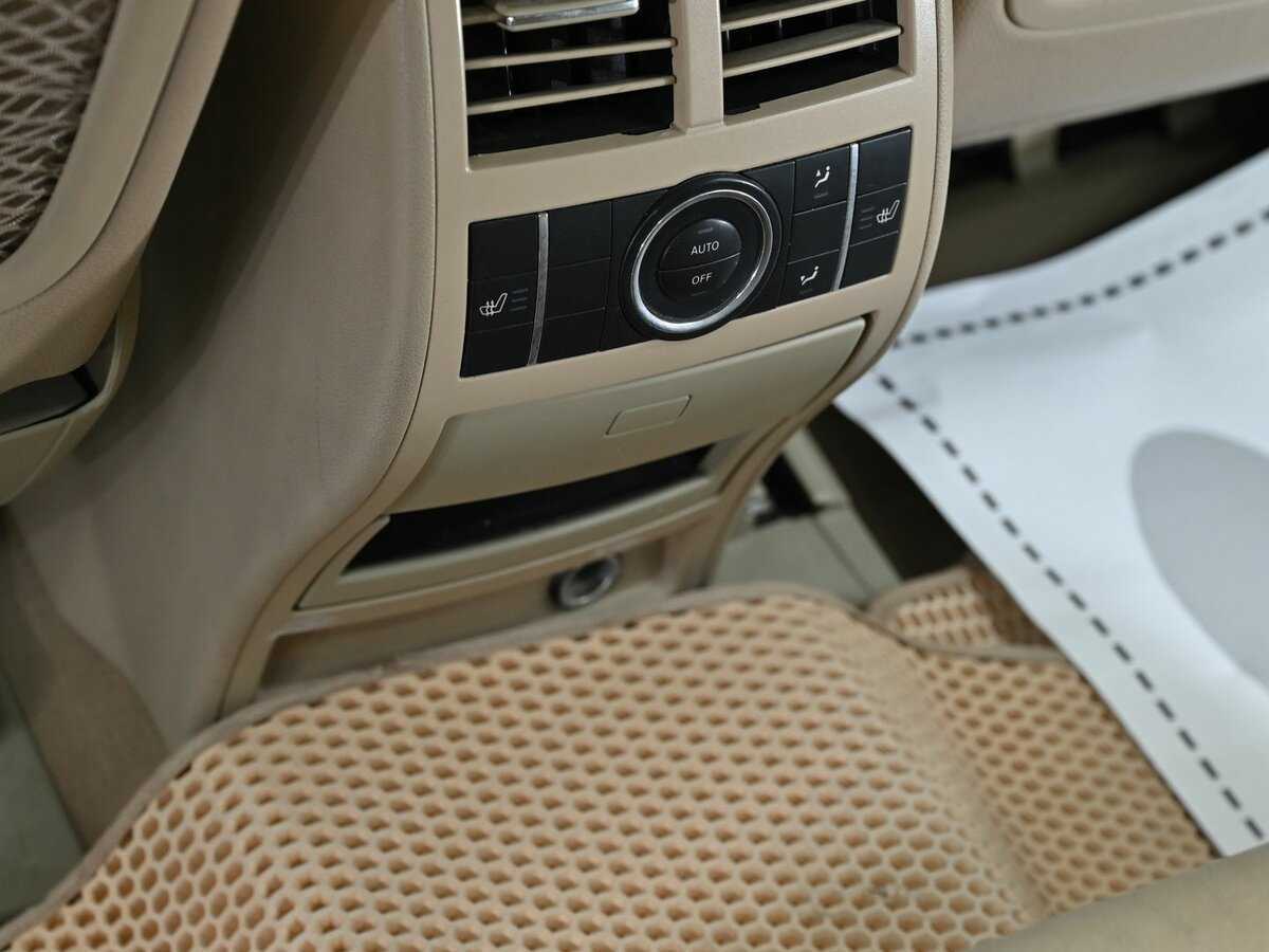 Б/У Мерседес-Бенц ГЛ-Класс 2010 года. Фото: #15