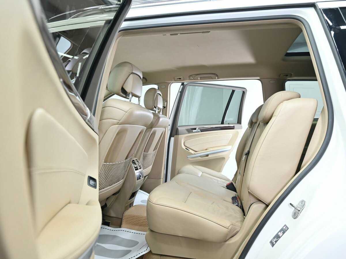 Б/У Мерседес-Бенц ГЛ-Класс 2010 года. Фото: #18