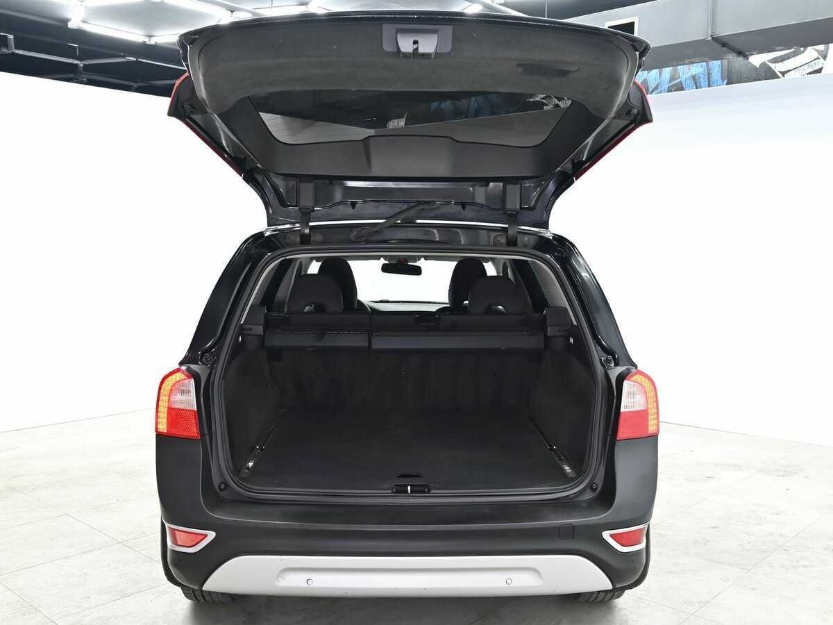 Б/У Вольво ИксЦ70 2010 года. Фото: #4