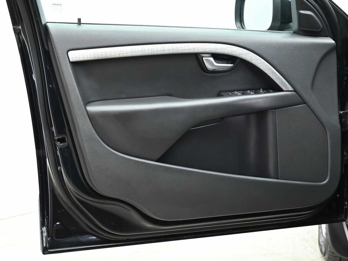 Б/У Вольво ИксЦ70 2010 года. Фото: #5