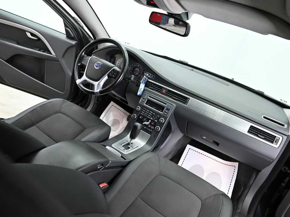 Б/У Вольво ИксЦ70 2010 года. Фото: #7