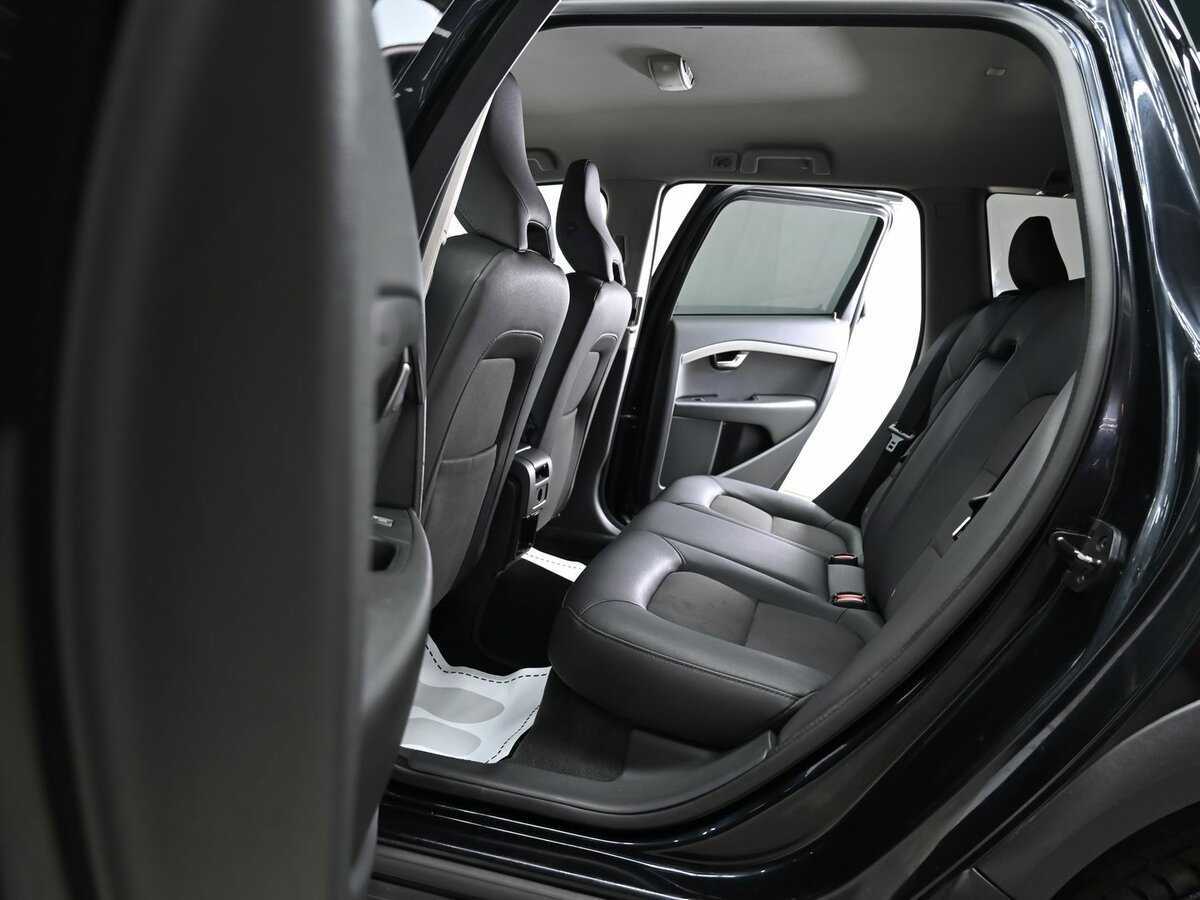 Б/У Вольво ИксЦ70 2010 года. Фото: #11