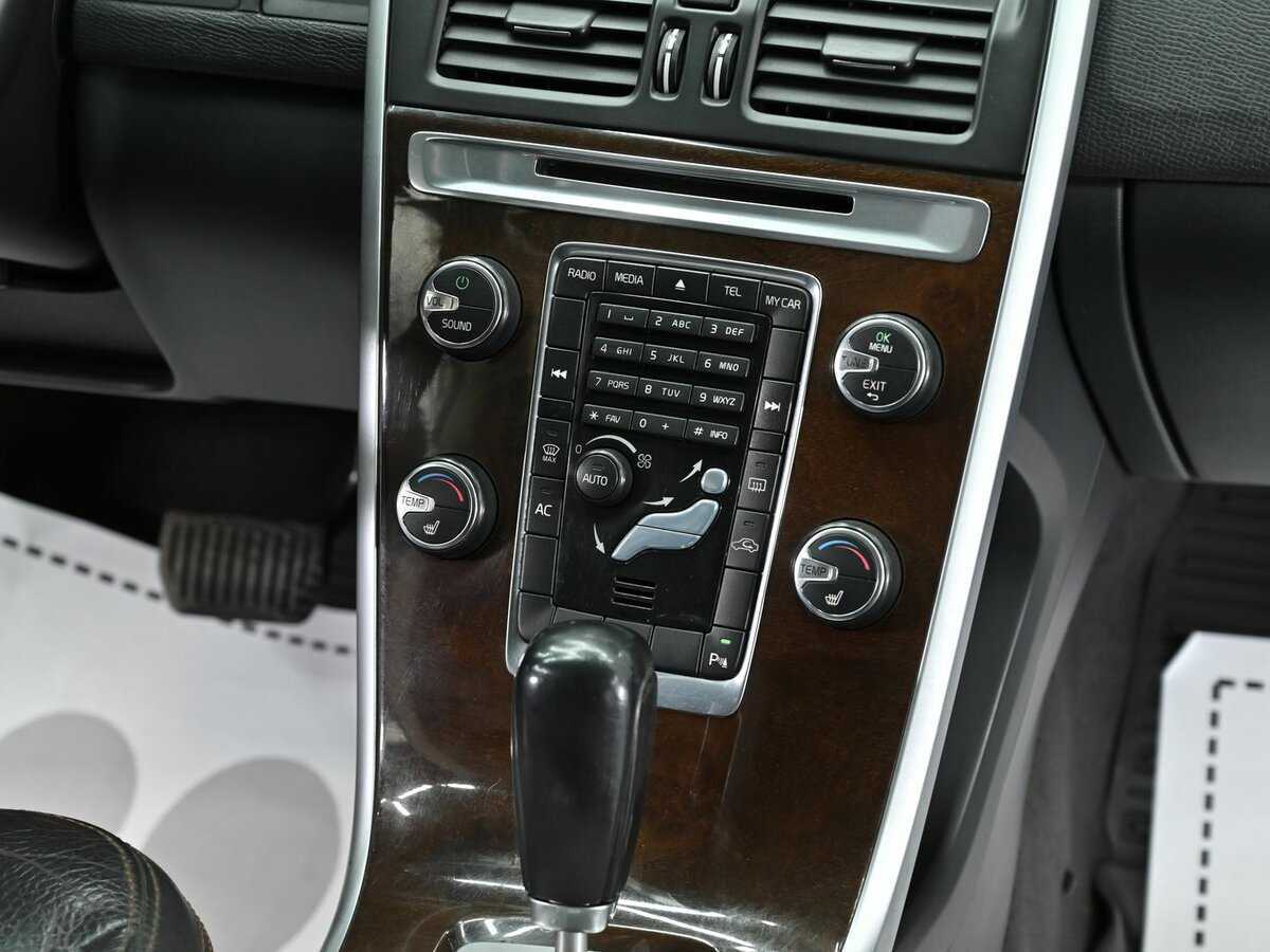 Б/У Вольво ИксЦ60 2011 года. Фото: #12