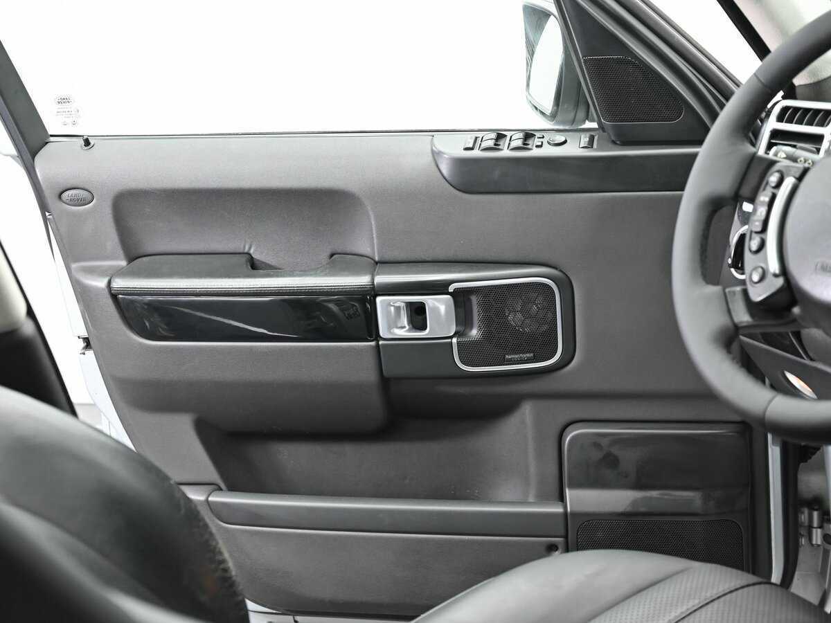 Б/У Лэнд Ровер Рэнж Ровер 2008 года. Фото: #6