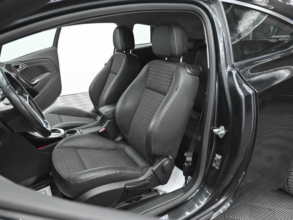 Б/У Опель Астра 2012 года. Фото: #5