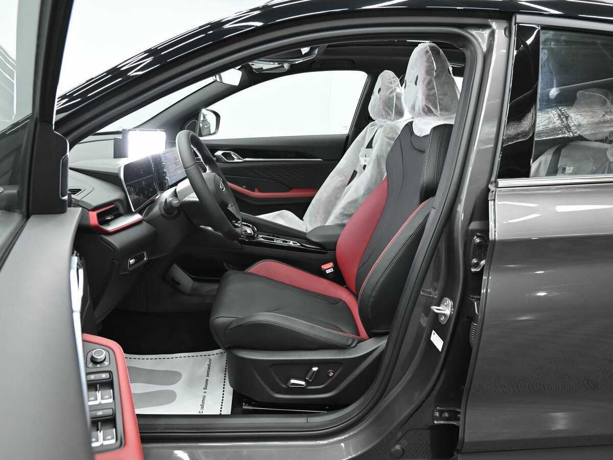 Б/У Джили Кулрэй 2024 года. Фото: #8