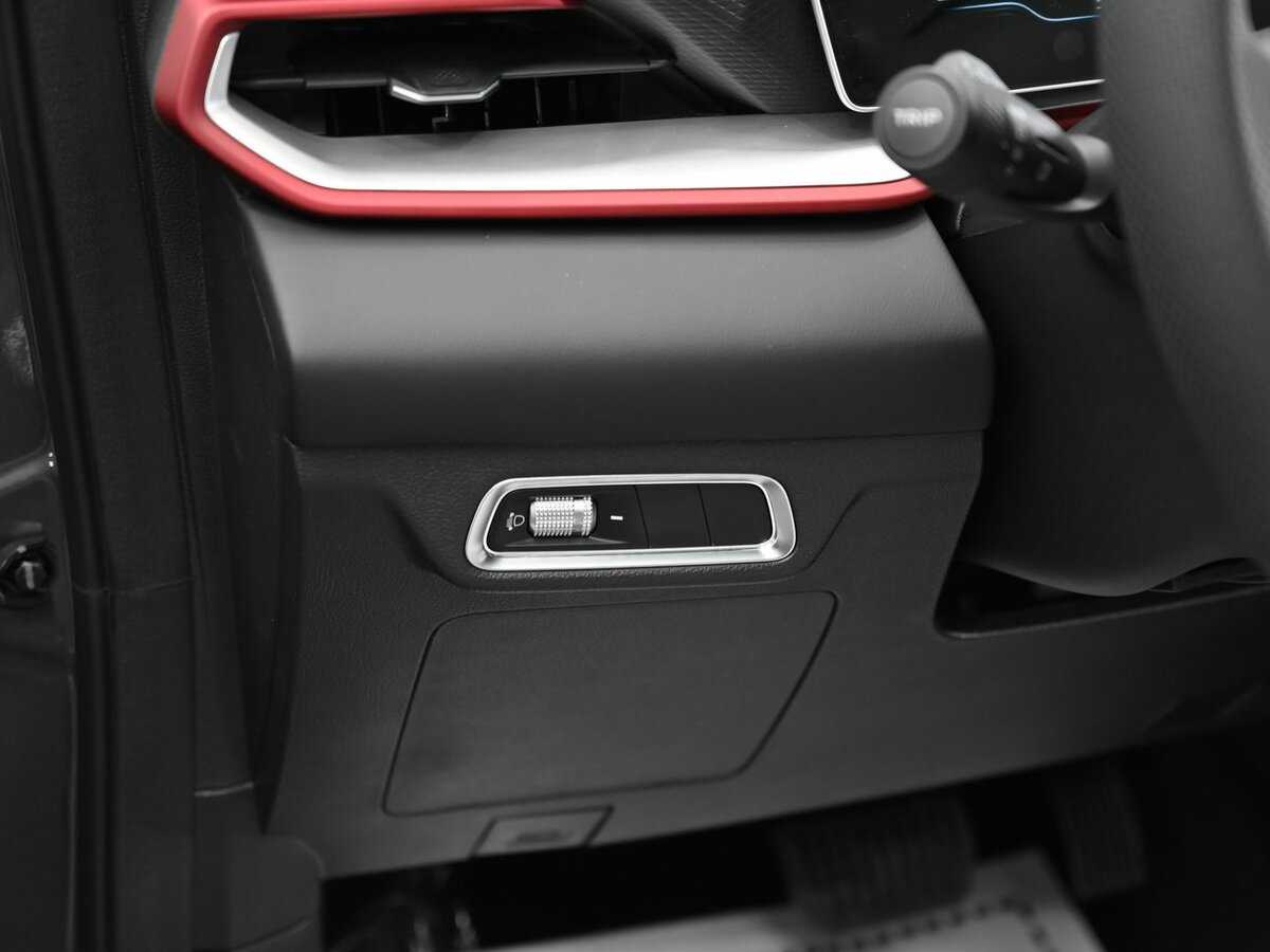 Б/У Джили Кулрэй 2024 года. Фото: #12