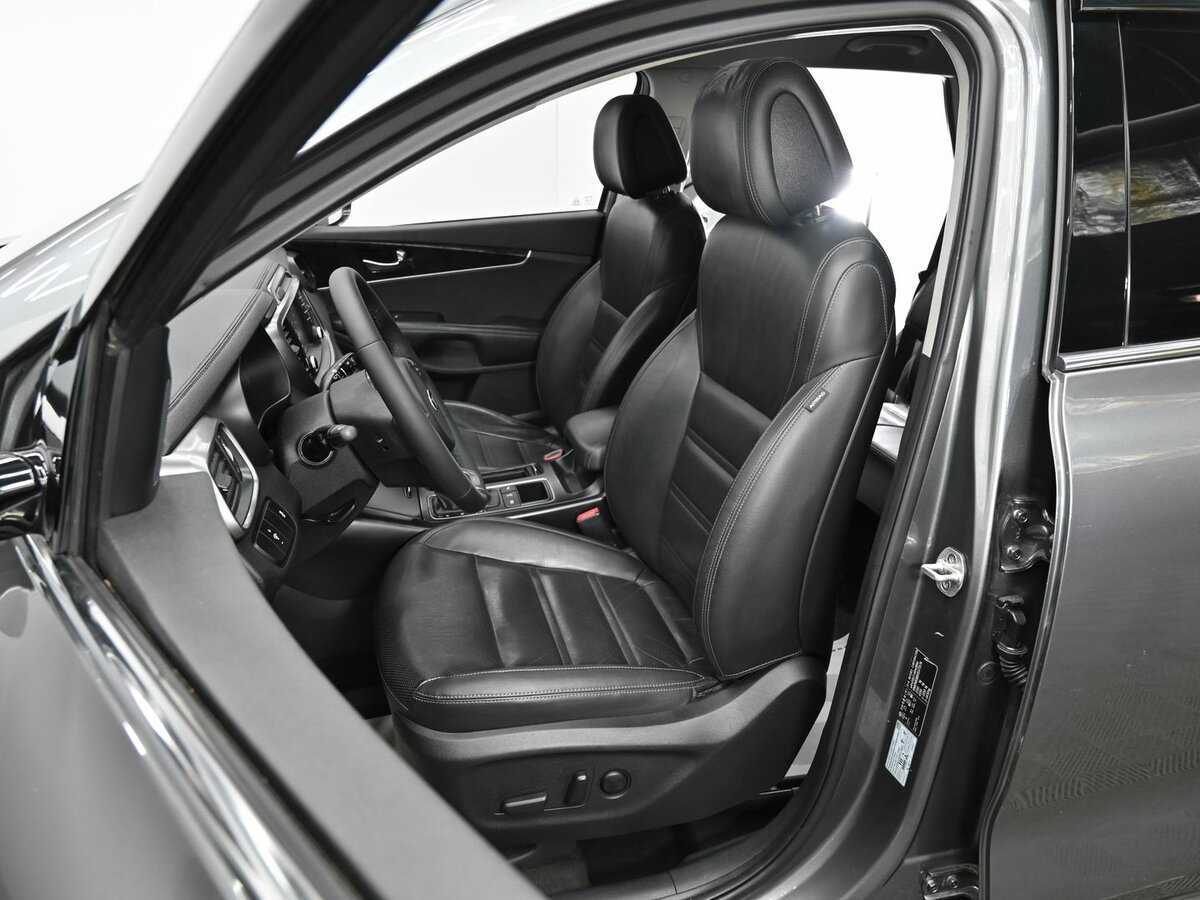 Б/У Киа Соренто 2017 года. Фото: #5