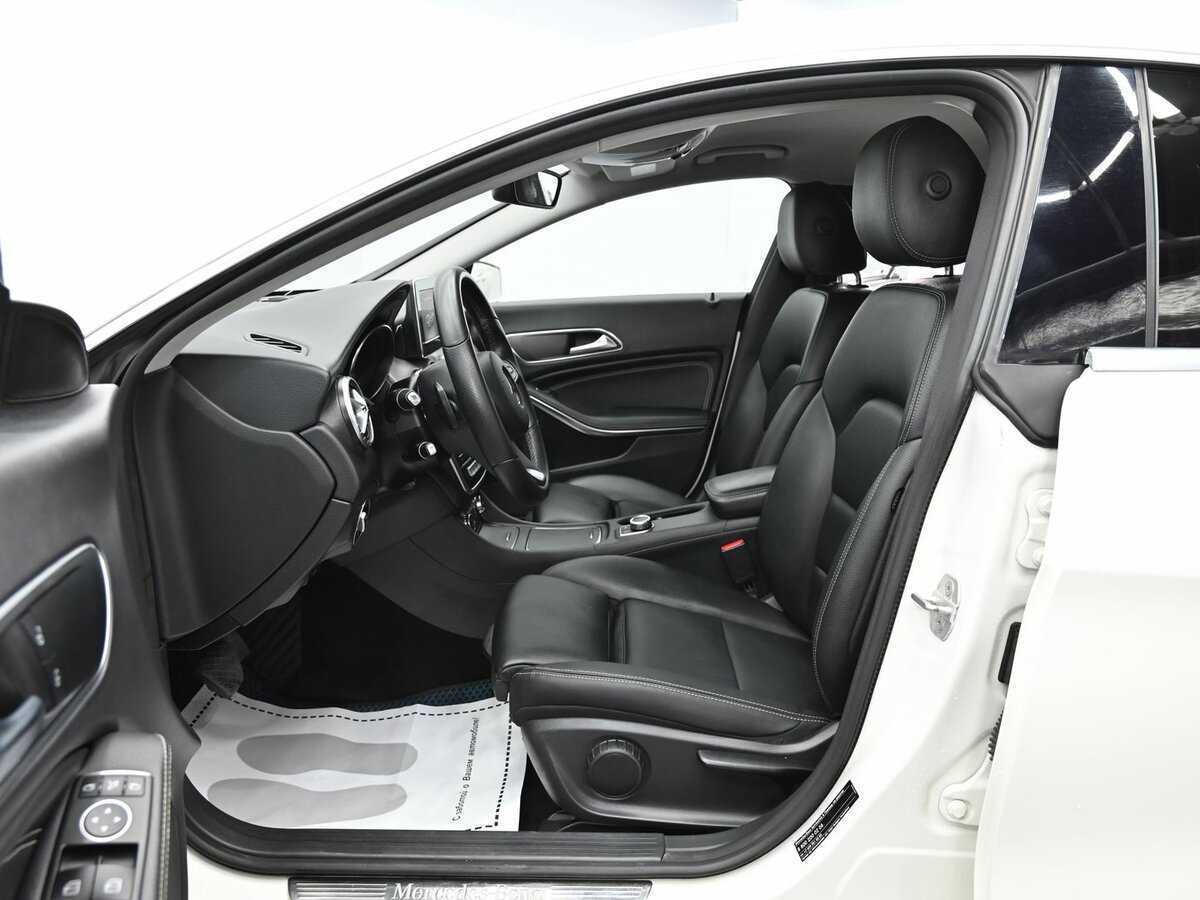 Б/У Мерседес-Бенц КЛА 2017 года. Фото: #7