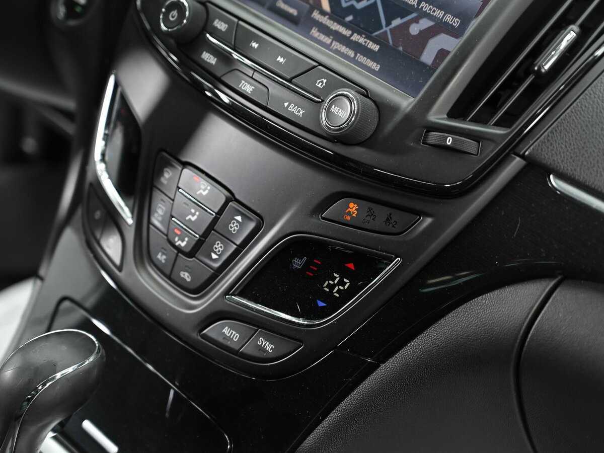 Б/У Опель Инсигния 2014 года. Фото: #11