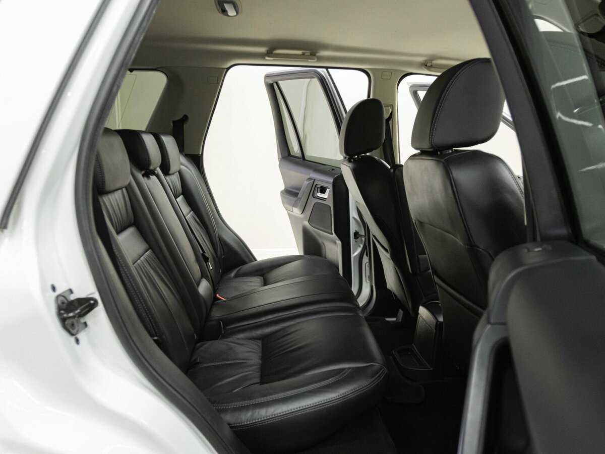 Б/У Лэнд Ровер Фрилендер 2014 года. Фото: #17