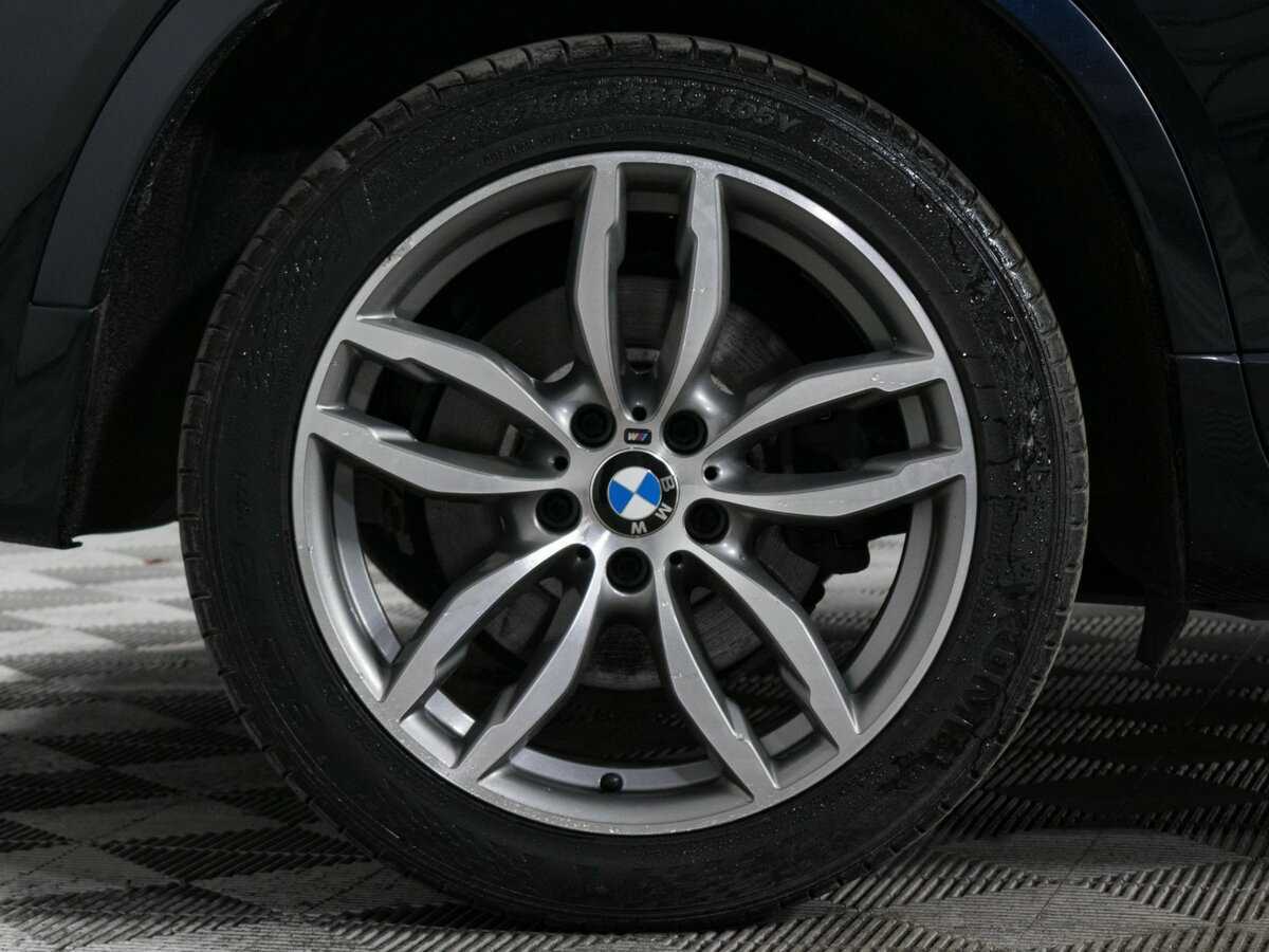 Б/У БМВ Икс4 2017 года. Фото: #17