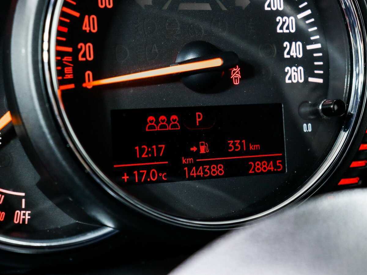 Б/У Мини Клубмэн 2017 года. Фото: #7