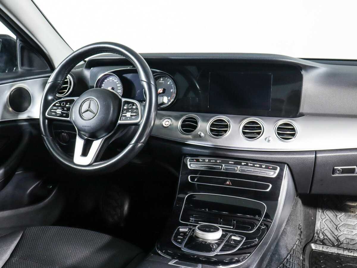 Б/У Мерседес-Бенц Е-Класс 2020 года. Фото: #6