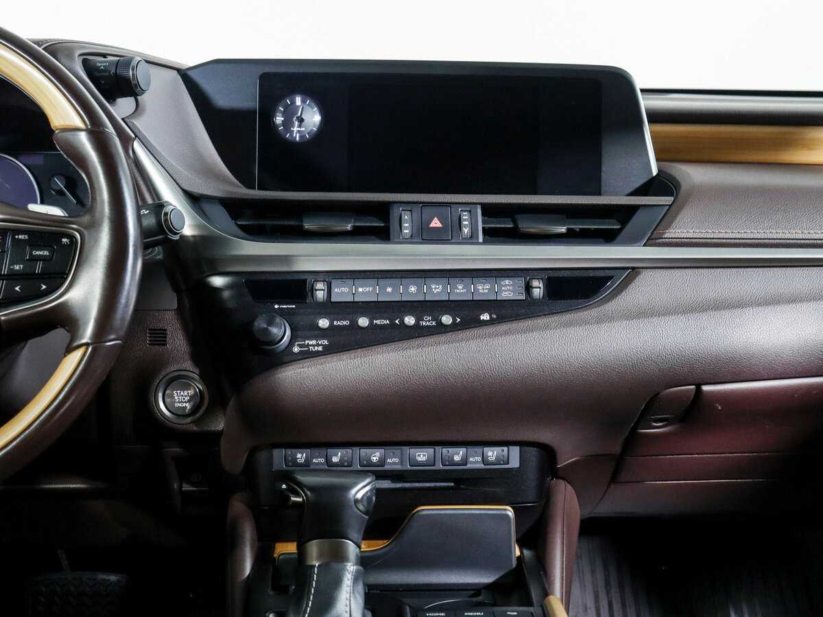 Б/У Лексус ЕС 2019 года. Фото: #10