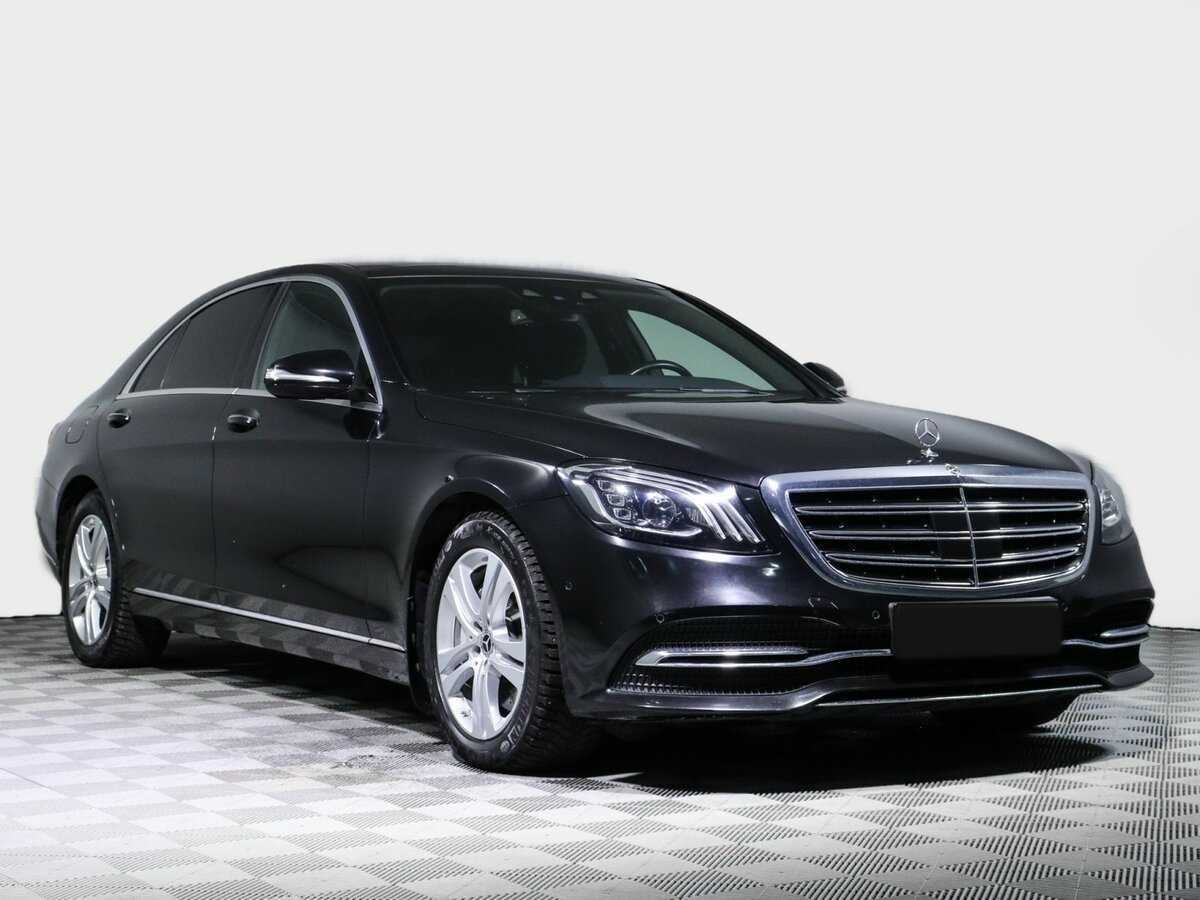 Б/У Мерседес-Бенц С-Класс 2017 года. Фото: #2