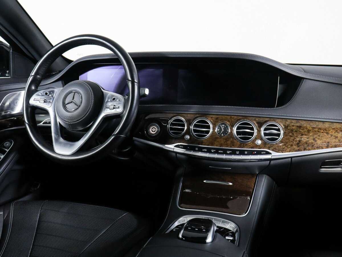 Б/У Мерседес-Бенц С-Класс 2017 года. Фото: #8