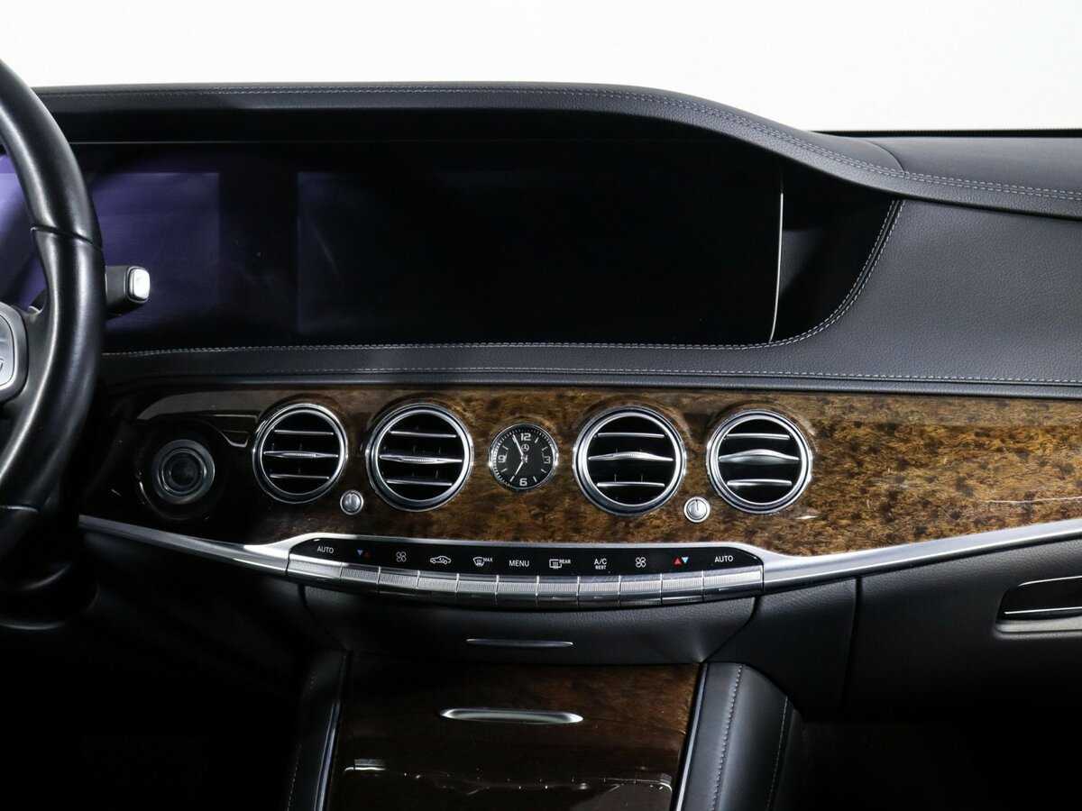 Б/У Мерседес-Бенц С-Класс 2017 года. Фото: #9