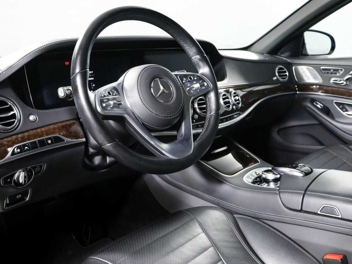 Б/У Мерседес-Бенц С-Класс 2017 года. Фото: #10