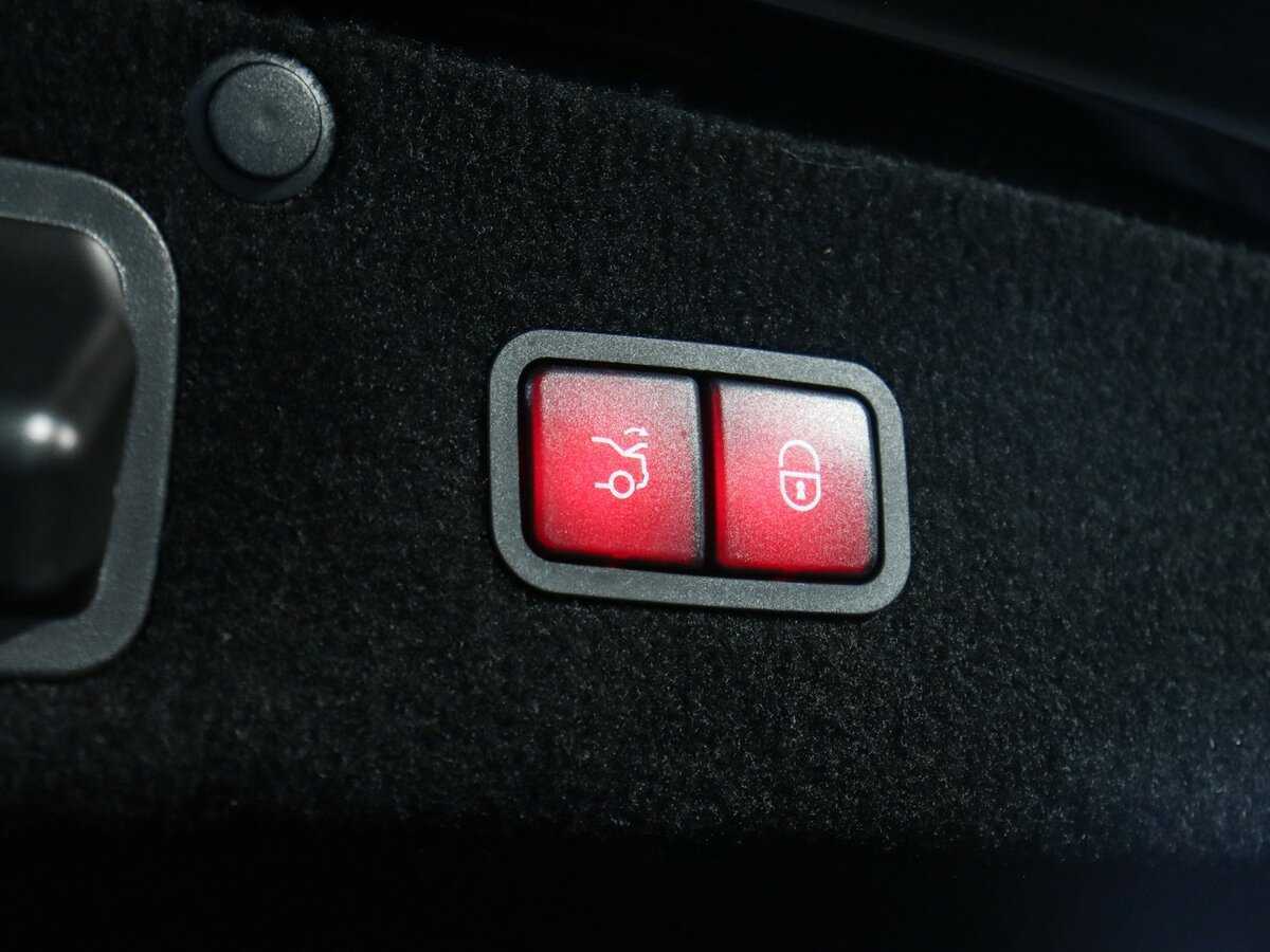 Б/У Мерседес-Бенц С-Класс 2017 года. Фото: #16