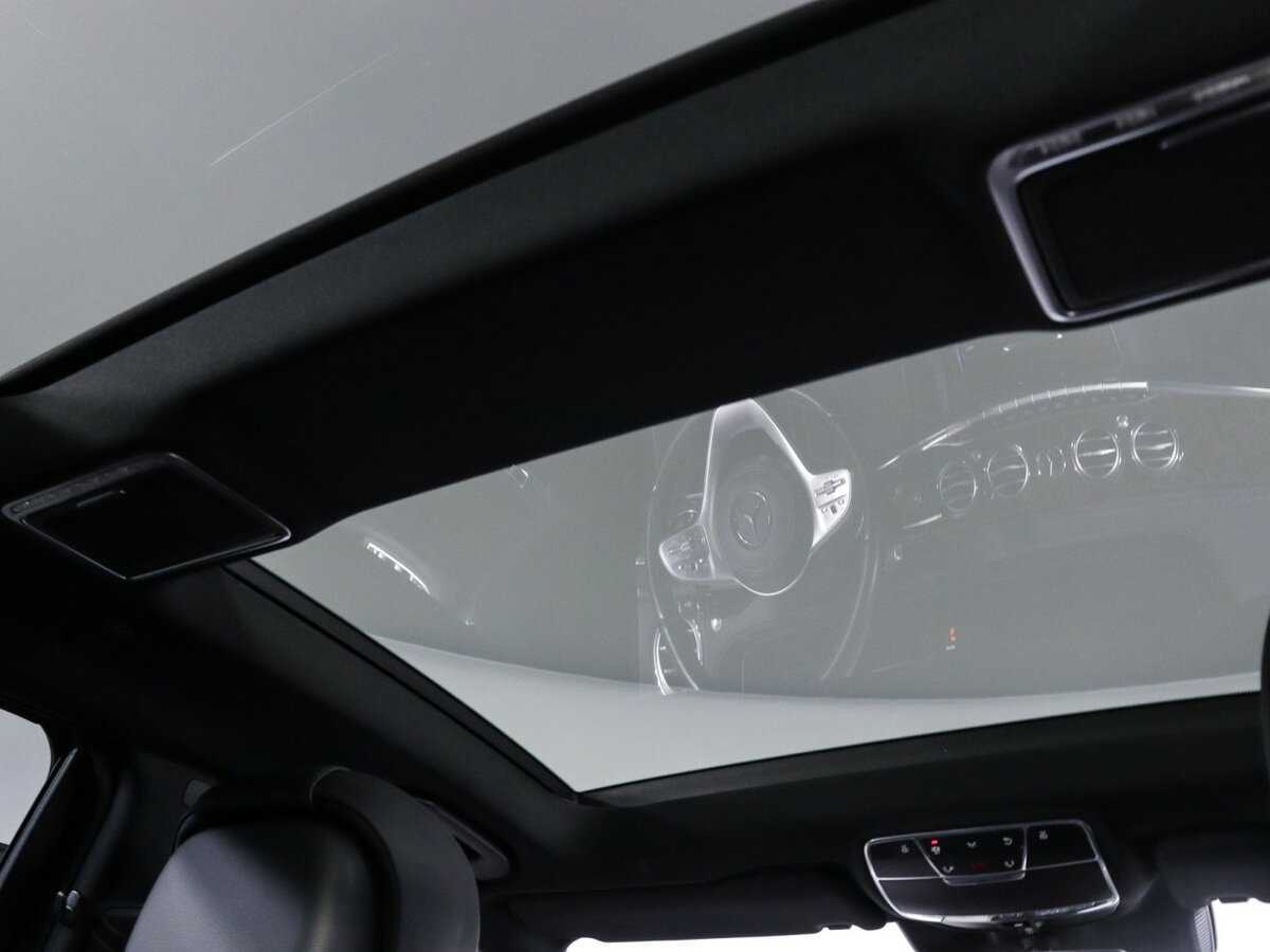 Б/У Мерседес-Бенц С-Класс 2017 года. Фото: #19