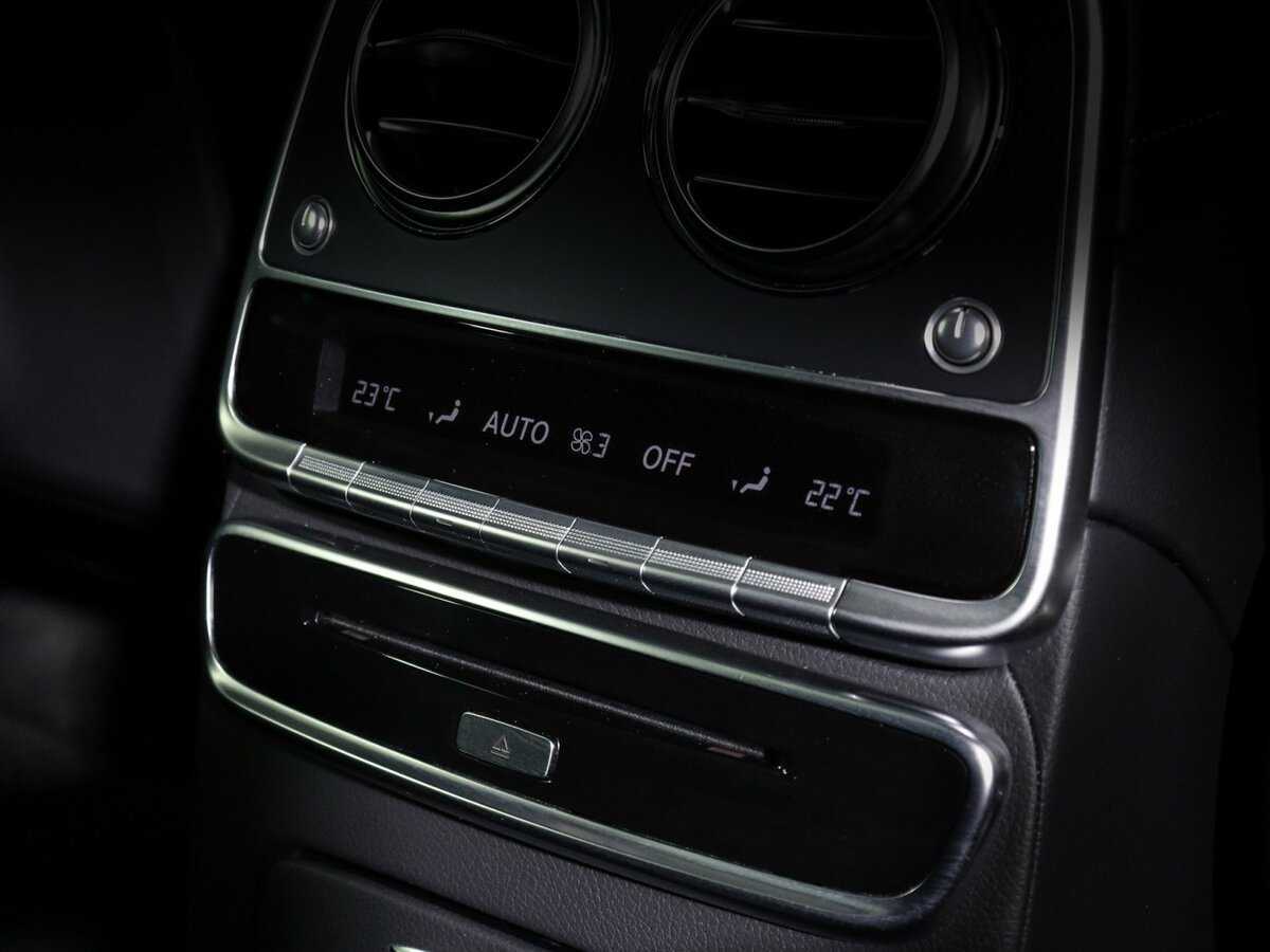 Б/У Мерседес-Бенц С-Класс 2017 года. Фото: #20