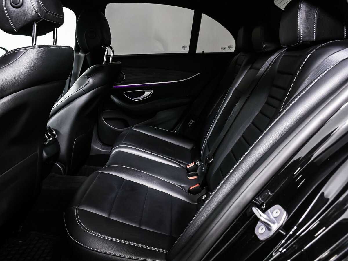 Б/У Мерседес-Бенц Е-Класс 2017 года. Фото: #13