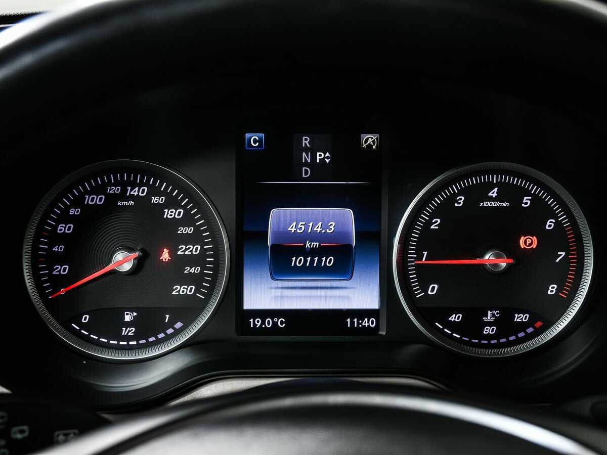 Б/У Мерседес-Бенц ГЛЦ 2019 года. Фото: #9