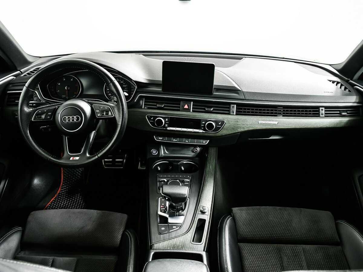 Б/У Ауди А4 2018 года. Фото: #10