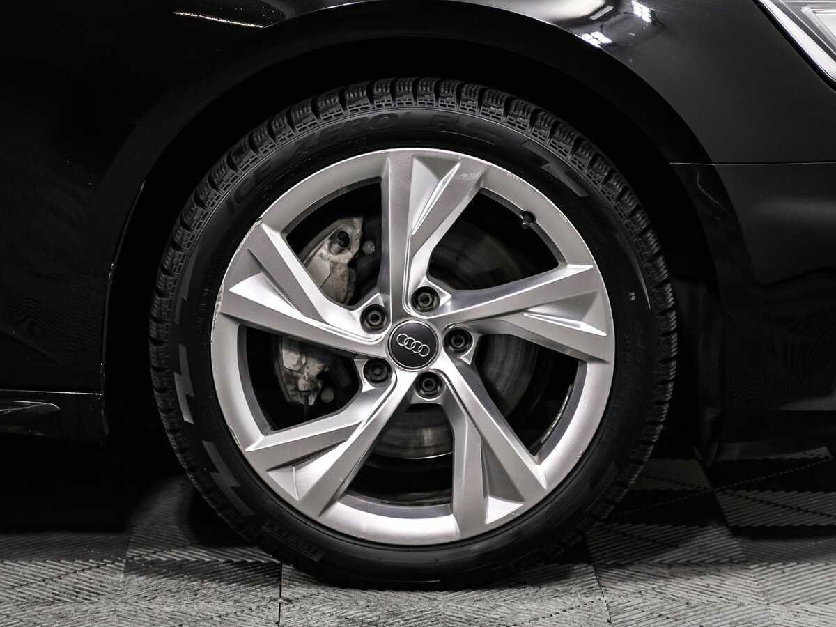 Б/У Ауди А4 2018 года. Фото: #13