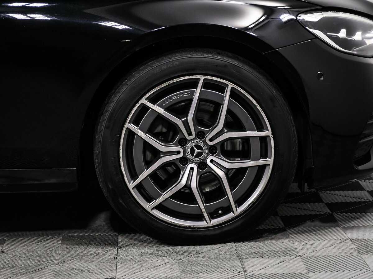 Б/У Мерседес-Бенц Е-Класс 2020 года. Фото: #13