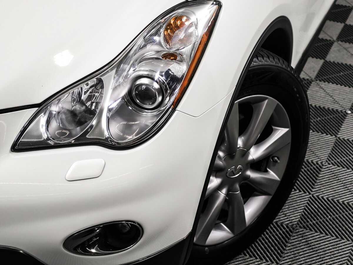 Б/У Инфинити ЕИкс 2008 года. Фото: #14